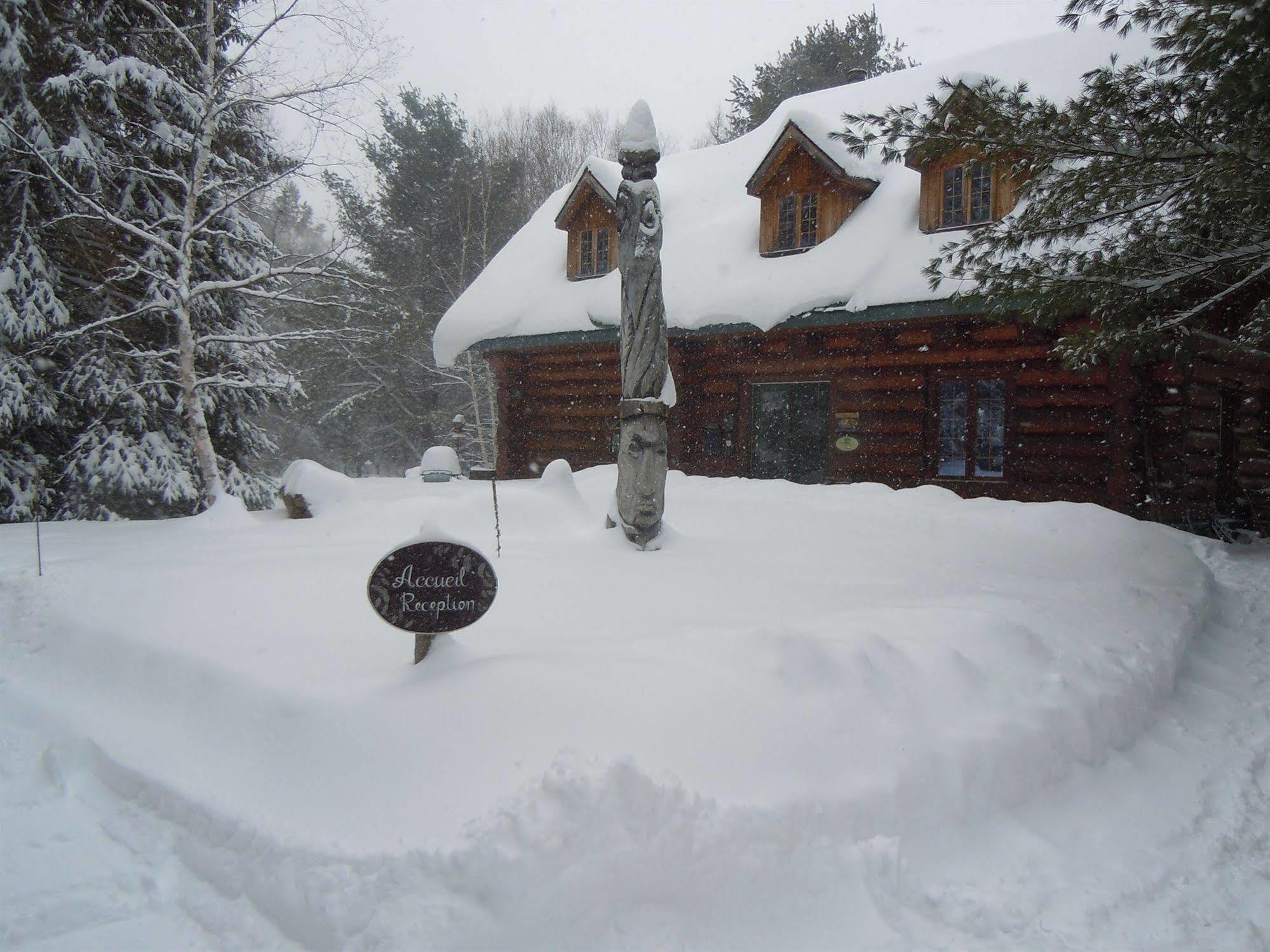 Jardins De L'Achillee Millefeuille Bed & Breakfast La Conception Exterior photo